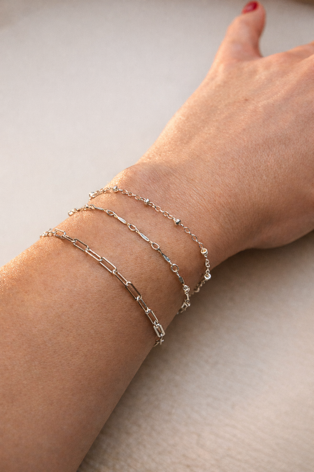 Dapped bar short chain