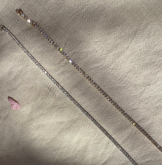 Gold tennis chain permanent jewellery by Aura-Link
